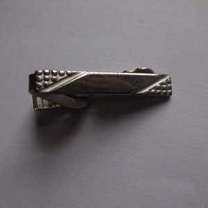 Vintage Men's Silver Clip On Tie Bar